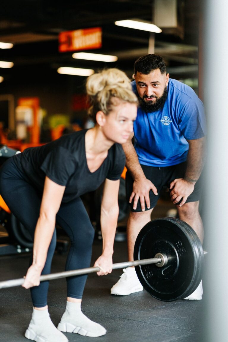 Zo bouw je krachttraining zonder spierpijn veilig op
